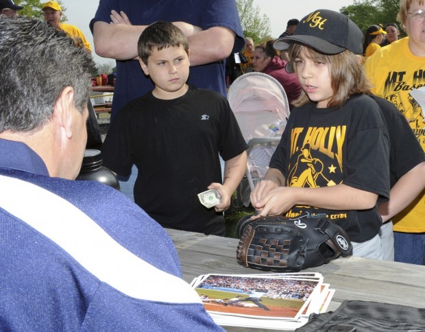 Sid Bream speaks at Mt. Holly Youth Sports Opening Day