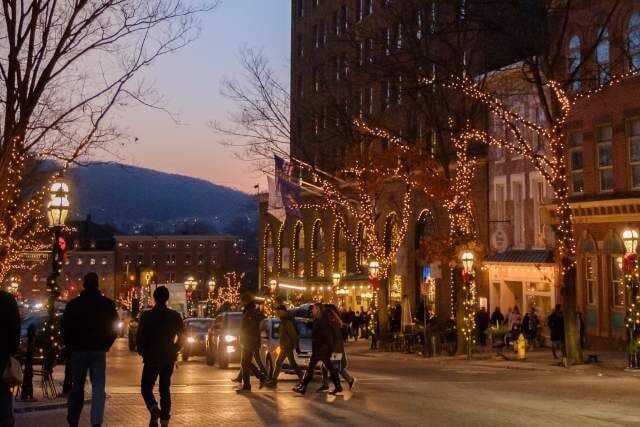 Holiday Hallmark Movie-esque Locations in Pennsylvania