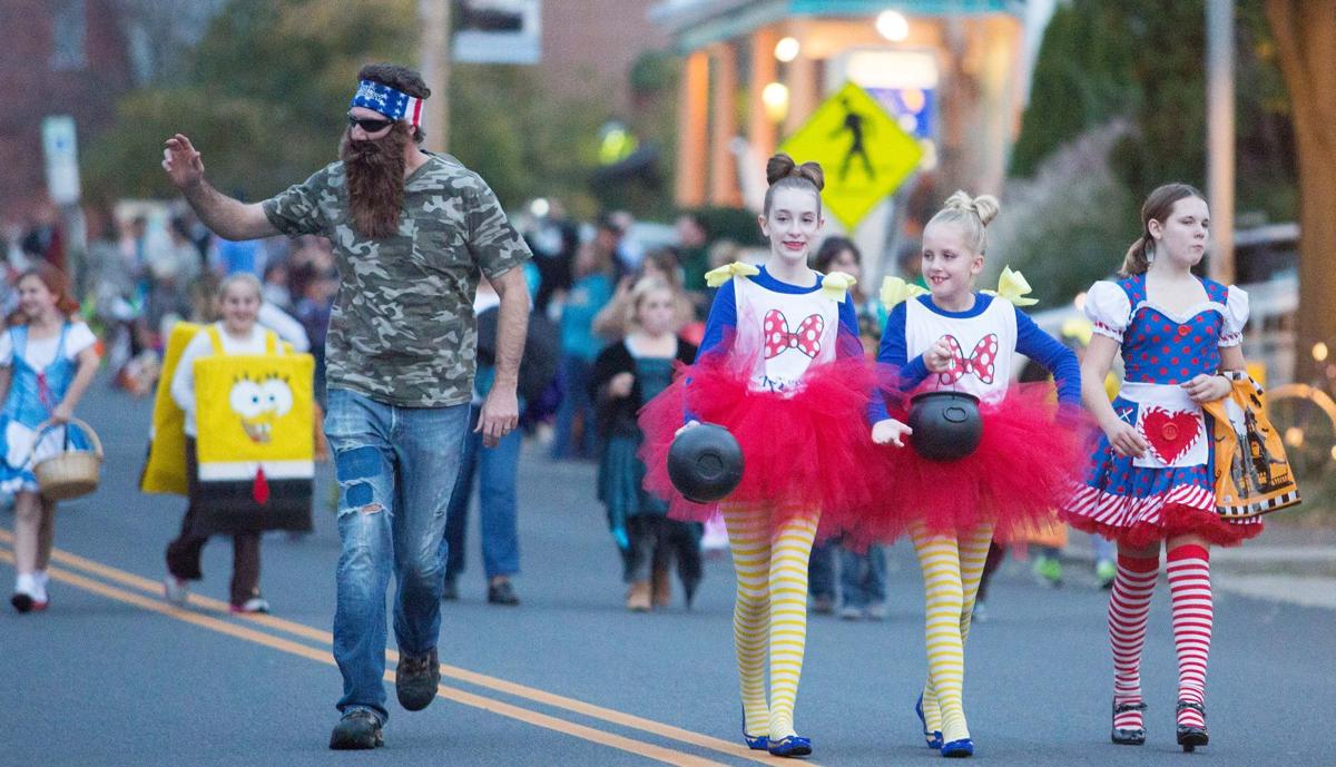 Gallery Camp Hill Halloween Parade Photo Galleries