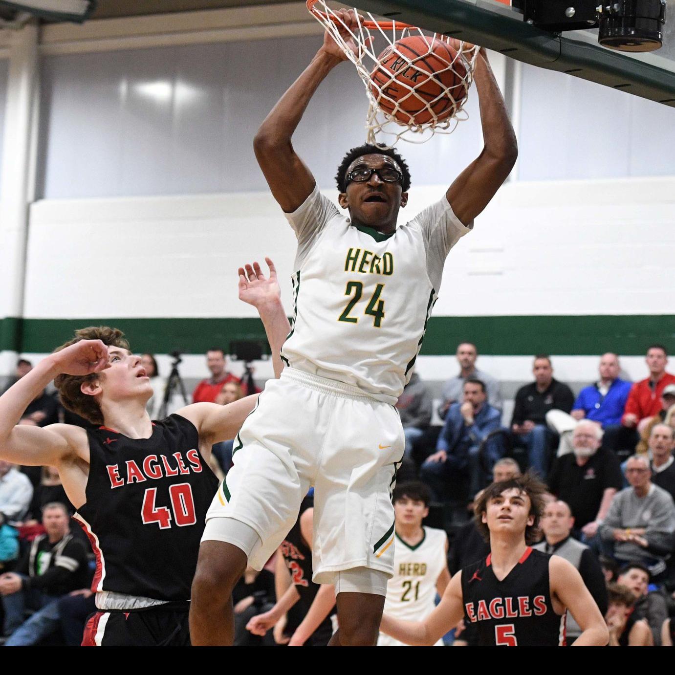 Hs Boys Basketball Carlisle Seniors Finish On A Positive Note