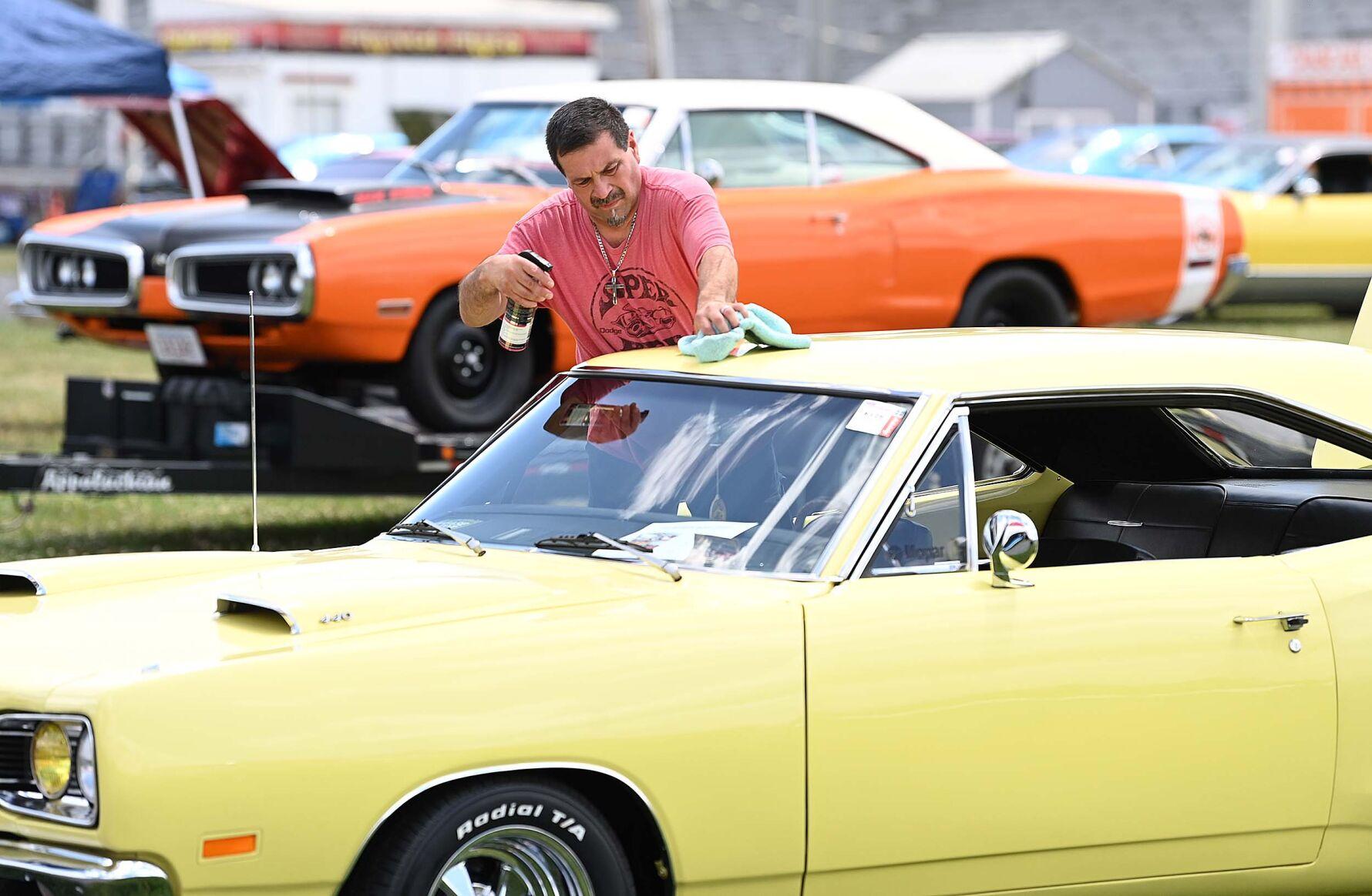 Photos: 2022 Carlisle Chrysler Nationals