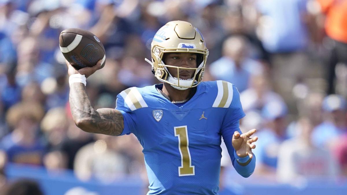 College Football Expert Picks For UCLA Vs. Oregon, Ohio State Vs. Iowa