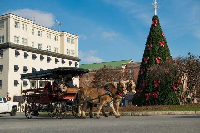 Holiday Hallmark Movie-esque Locations in Pennsylvania