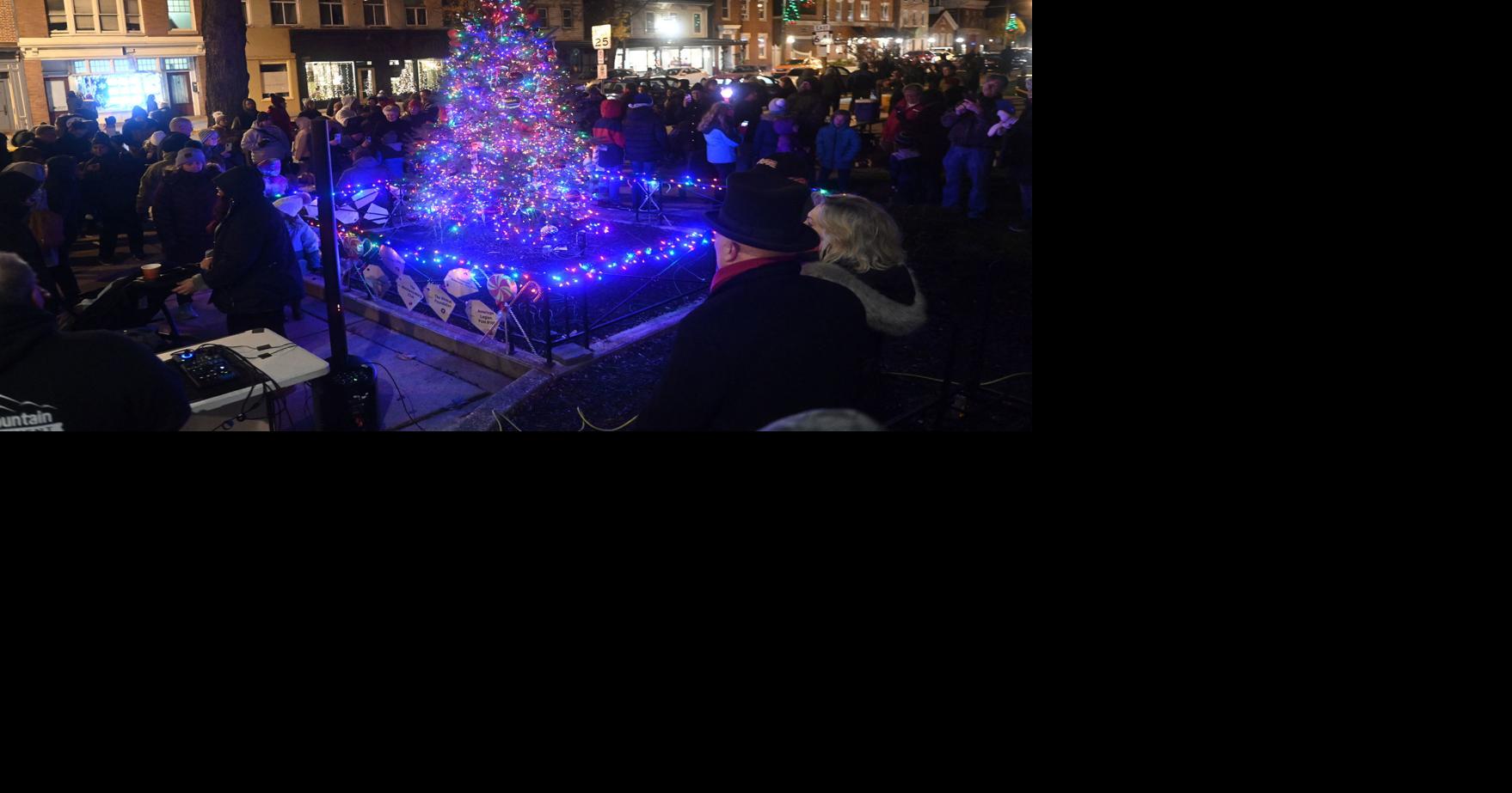 Bangor Daily News Christmas Tree Lighting 2022 A Collection Of Holiday Events For Cumberland County In 2021 | The  Sentinel: News | Cumberlink.com
