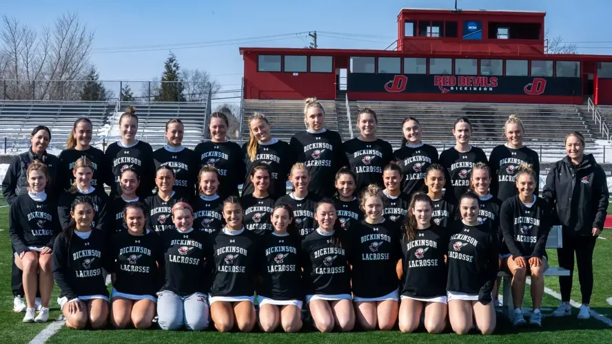 Women's Lacrosse Earns IWLCA Team Academic Award, as Eight Members Named to Honor Squad