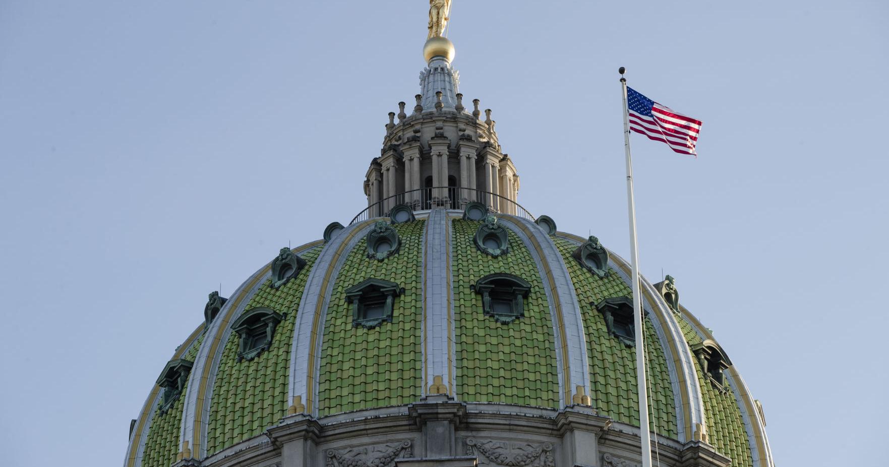 Bill would divert liquor tax revenue to towns - Vimarsana News