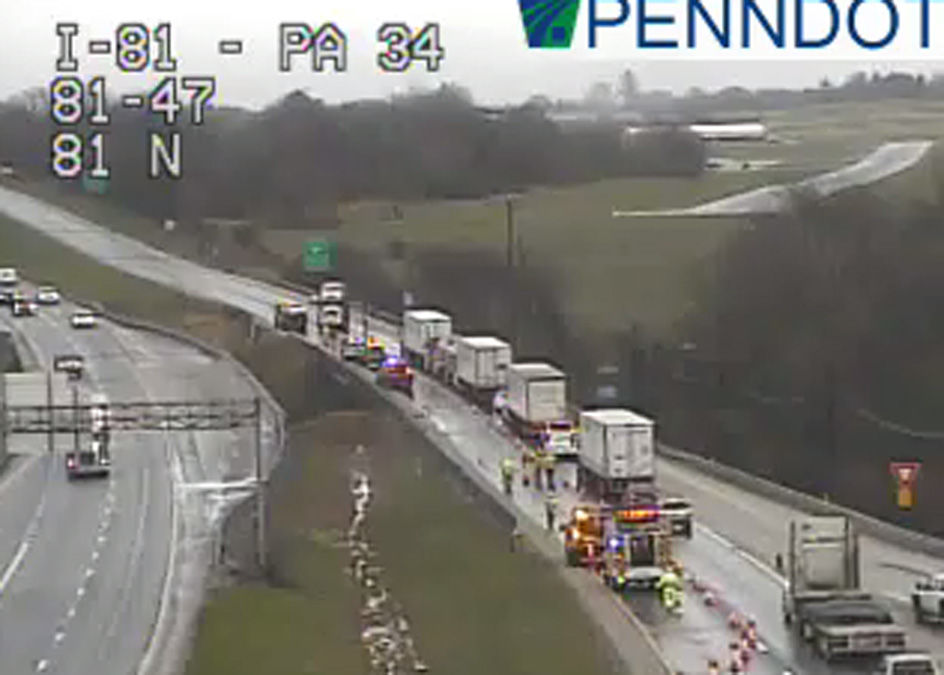 Multivehicle crash causes backlog on Interstate 81 north in Carlisle
