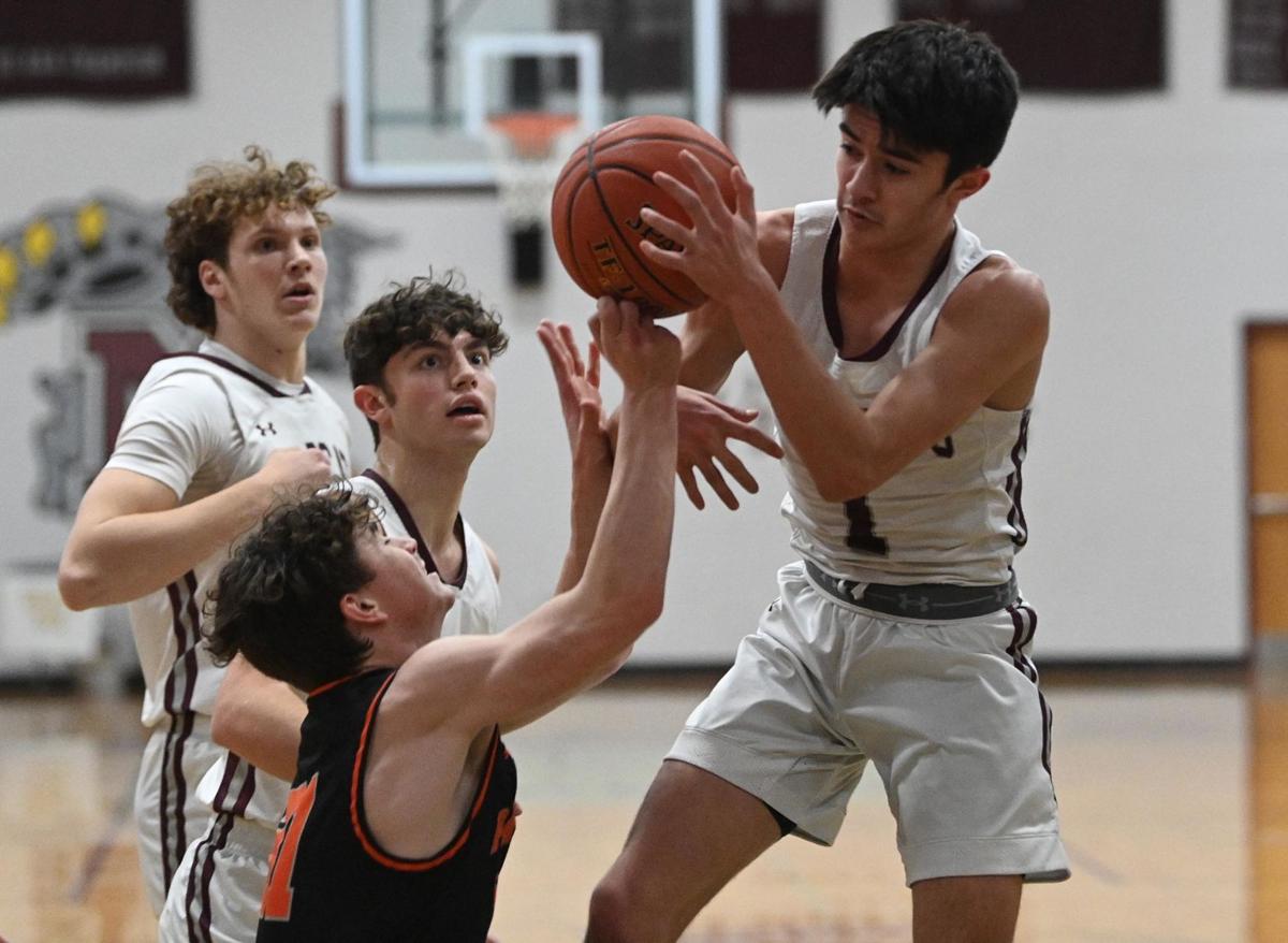 Josh Smith pens Mechanicsburg boys basketball's next chapter in District 3  5A win over Greencastle