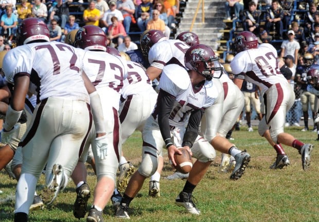 Football: Big plays sink Mechanicsburg in first Keystone Division game