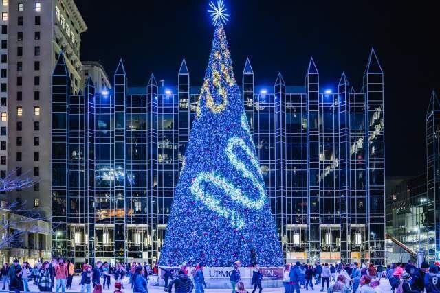 Top Outdoor Ice Skating Spots Across Pennsylvania