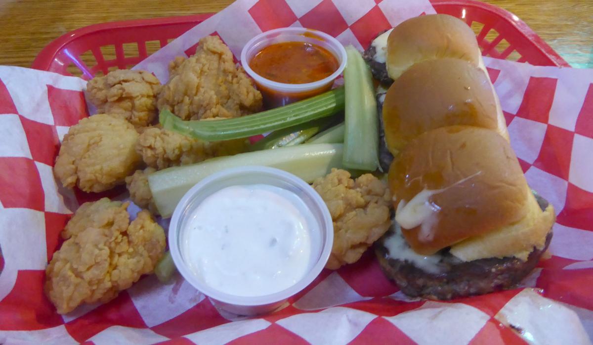 Discerning Diner Boomerang keeps patrons coming back The Sentinel Local Scene