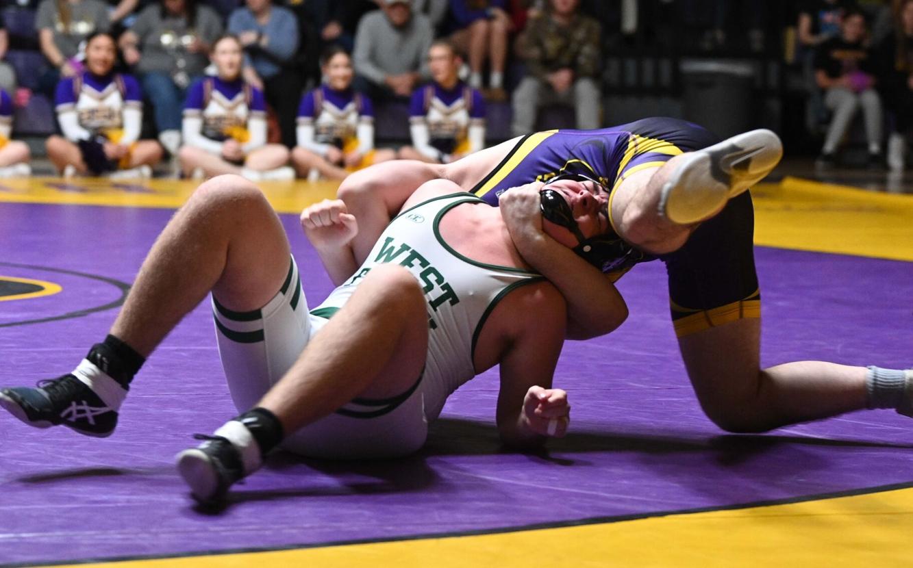 High School Wrestling Notes Bubblers pace Sentinelarea teams at