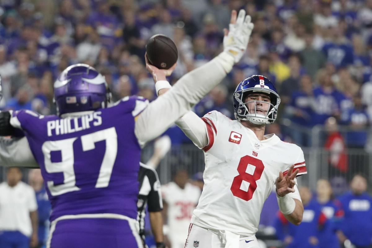 Vikings season comes to abrupt end in 31-24 playoff loss to Giants