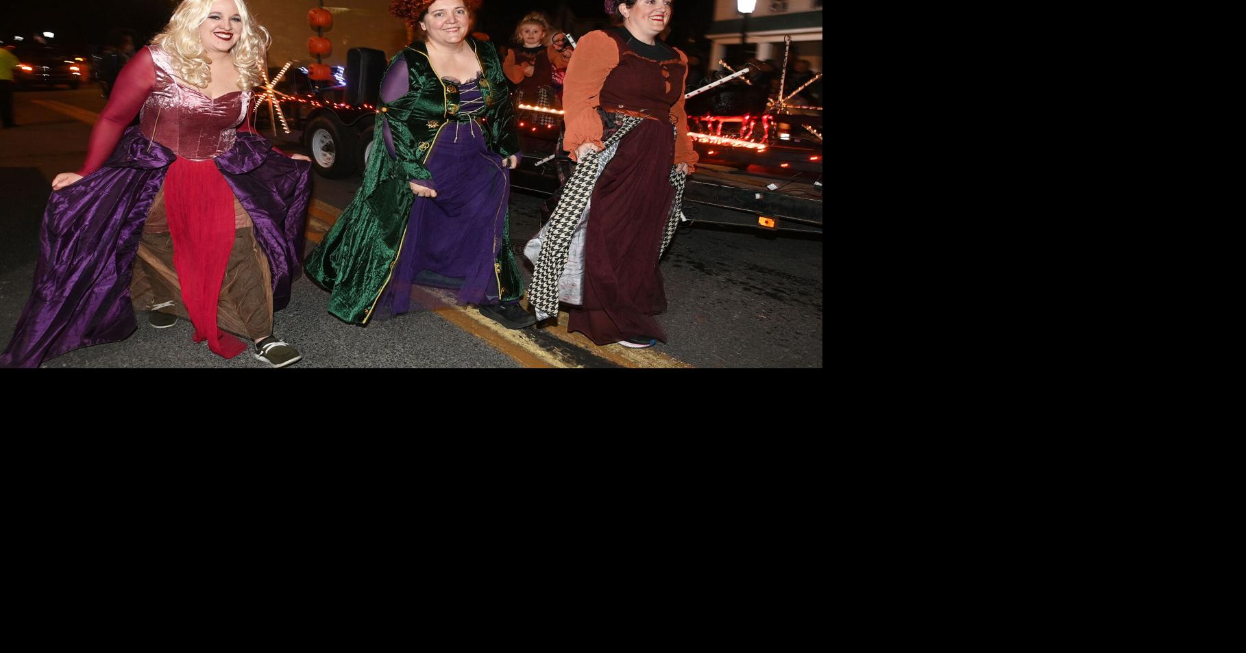 Photos 2024 Newville Halloween Parade