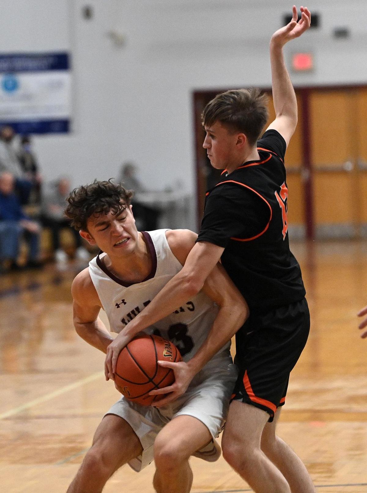 Josh Smith pens Mechanicsburg boys basketball's next chapter in District 3  5A win over Greencastle