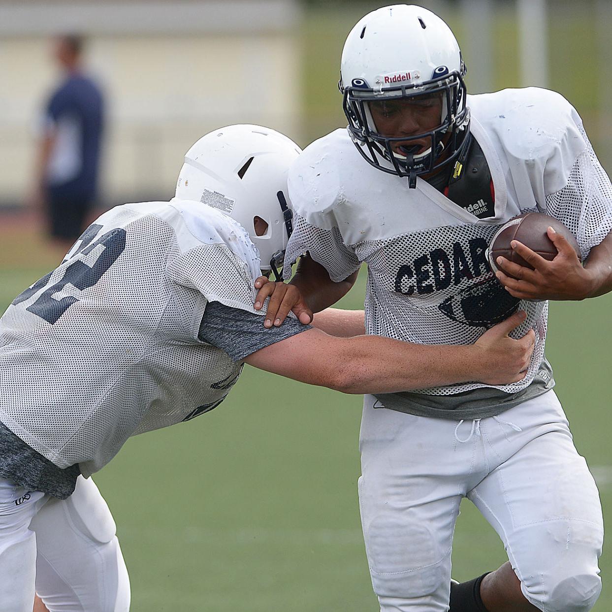 Hs State Football Notebook Lampeter Strasburg S Shank Cracks