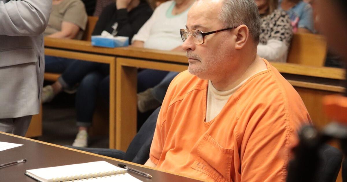 Testimony opens in John Skelton murder hearing
