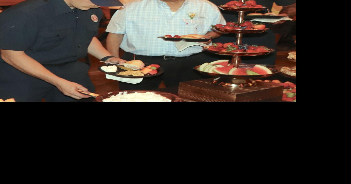 Gong honored at reception
