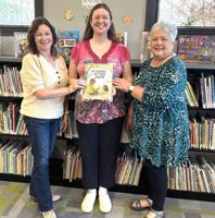 Groups donate book to Georgia libraries