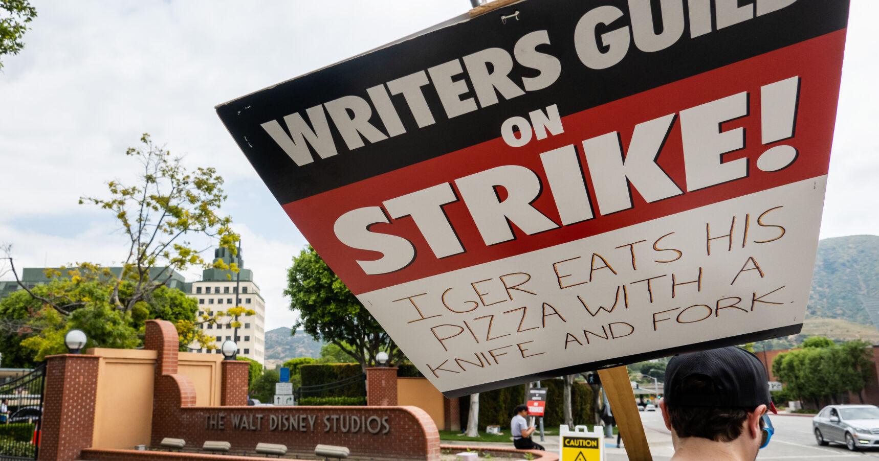 Hollywood writers struggling after strike - Vimarsana News