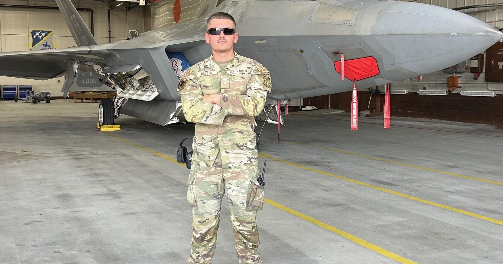Knotts receives Air Force award - Vimarsana News