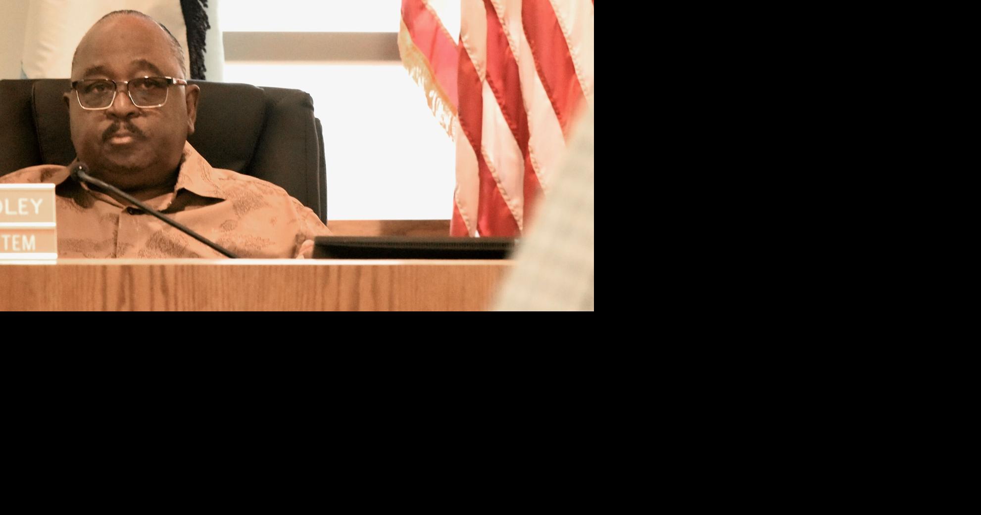 Cartersville council discusses burning waste, buys property