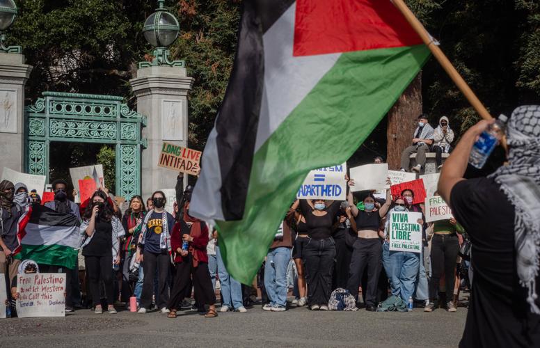 ACLU report claims UC Berkeley has excessively stifled student speech supporting Palestine