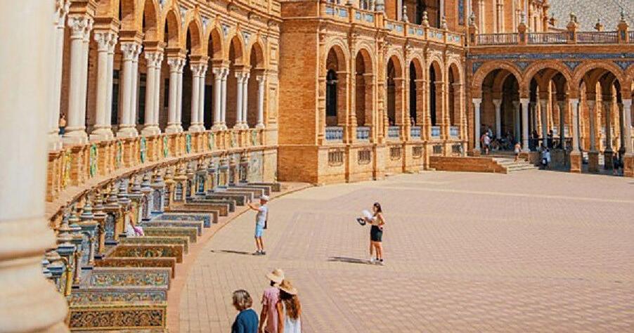 How Travel Trends are Shaping Retail | Affiliate Links