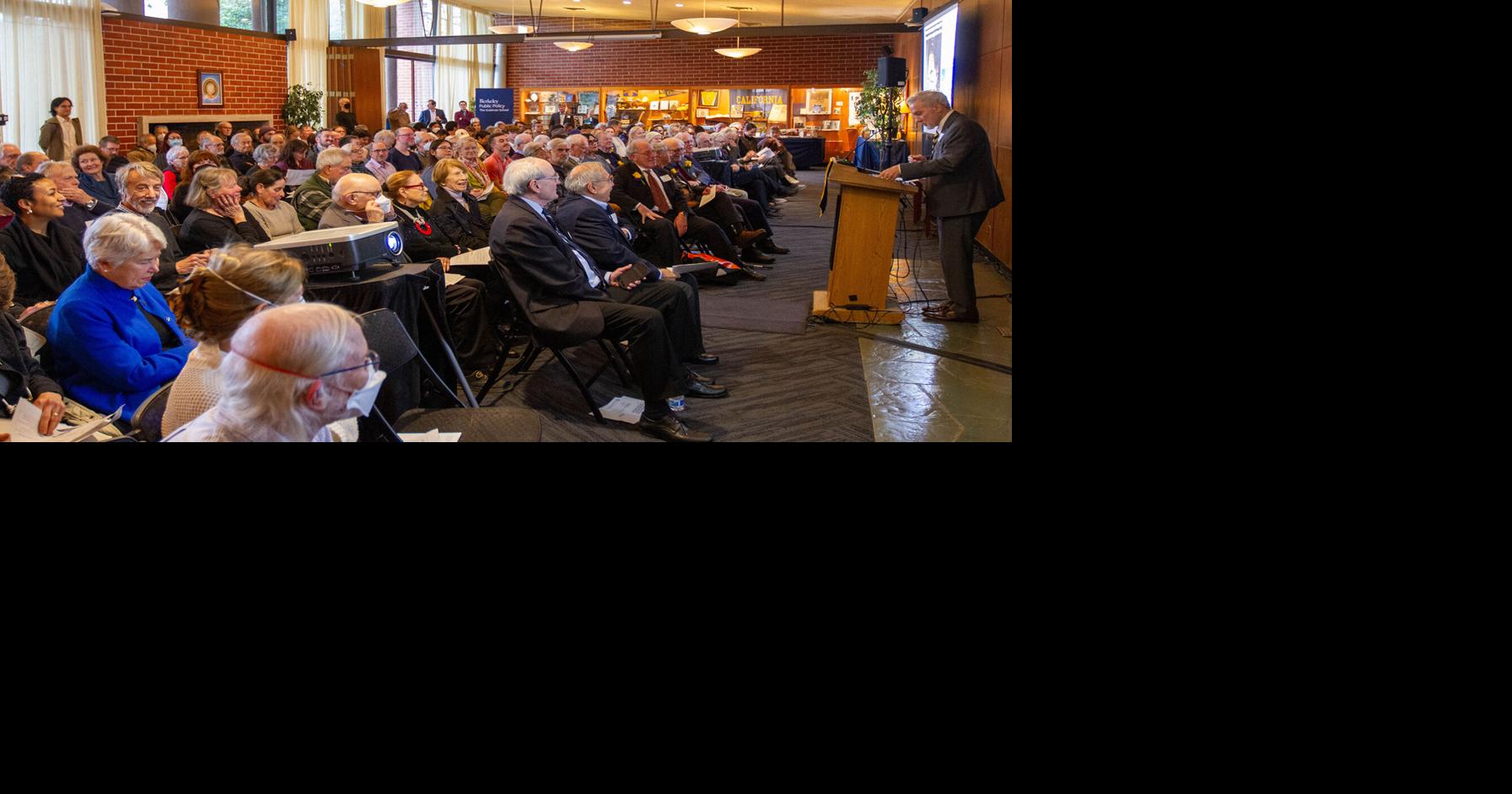 UC Berkeley professor discusses democracy in faculty research lecture ...