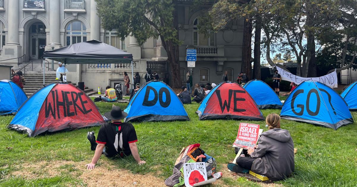 Demonstration Building Demonstration outside Berkeley courthouse protests encampment sweeps ...