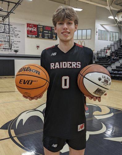 High School Basketball Big Night For Southeast S Rich Sees Him Hit Game Winner After Reaching 1 000 Point And 500 Rebound Milestones Lady Raiders Pick Up First Win Local Sports Dailycitizen News