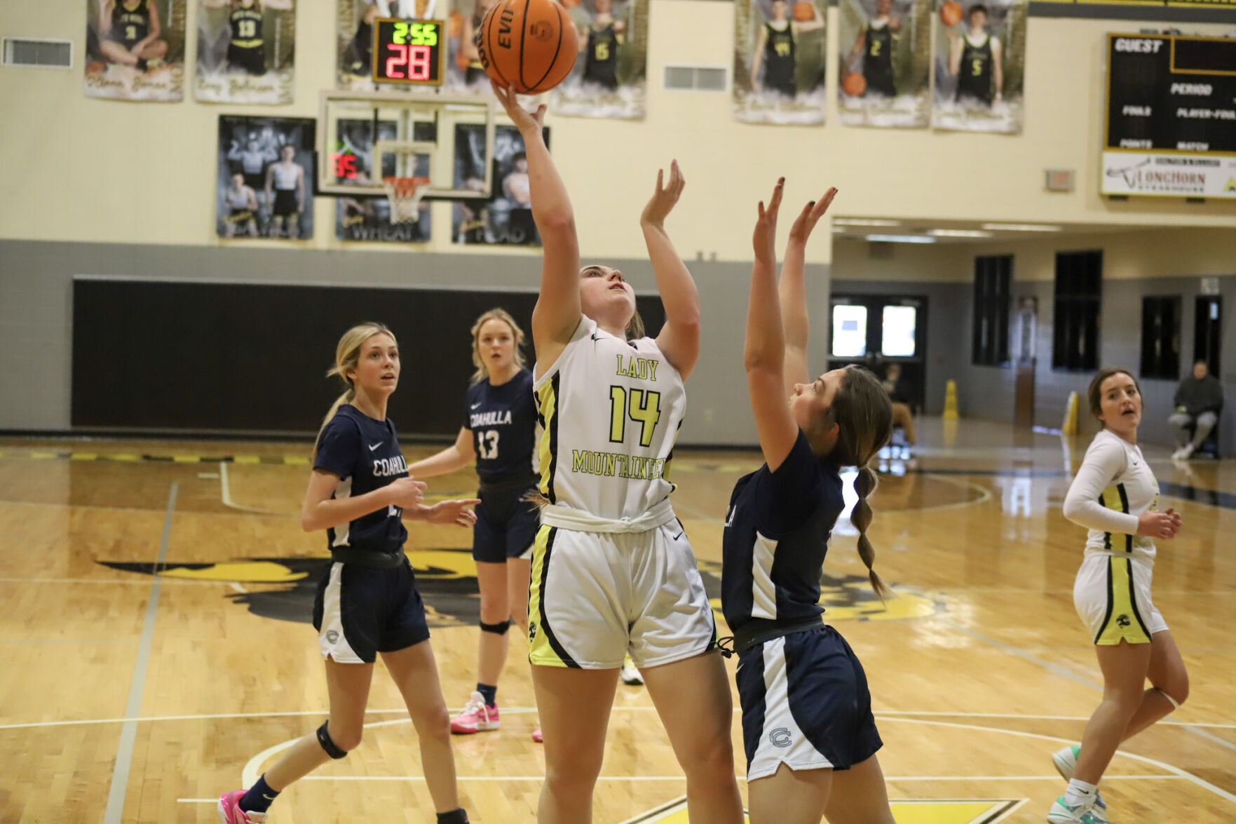 Exciting Basketball Action at North Murray’s Mistletoe Madness Christmas Tournament