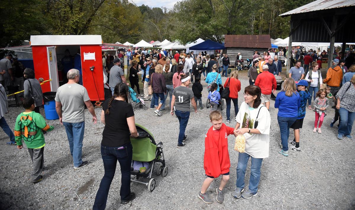 SLIDESHOW Scenes from Prater's Mill Country Fair Gallery