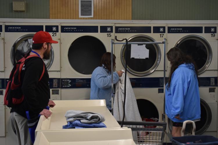 Day 19: Leave Detergent and Quarters at the Laundromat