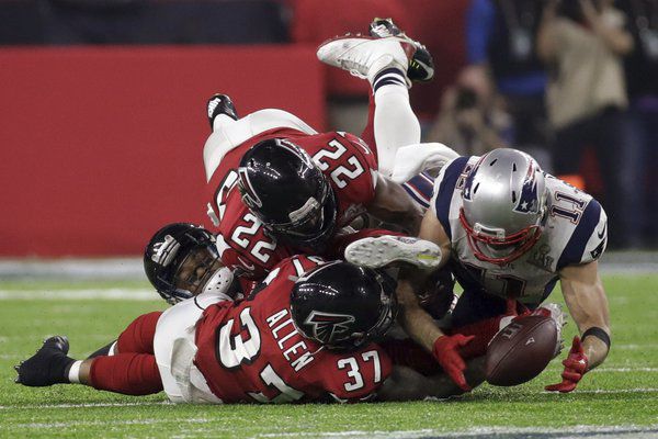 Brady leads biggest comeback, Patriots win Super Bowl 34-28 in OT