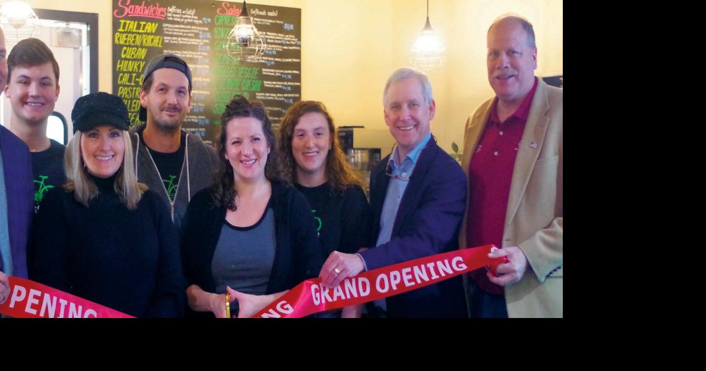 Kickstand Kitchen announces dinner menu, extends hours Frontpage