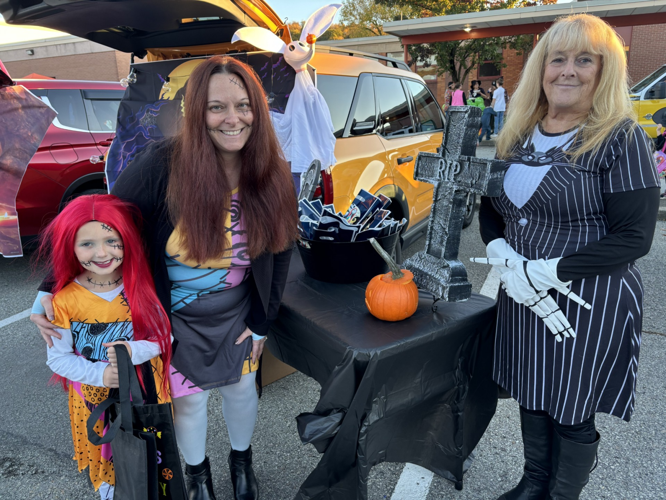 Bullskin Township Elementary hosts trunk-or-treat | Multimedia ...