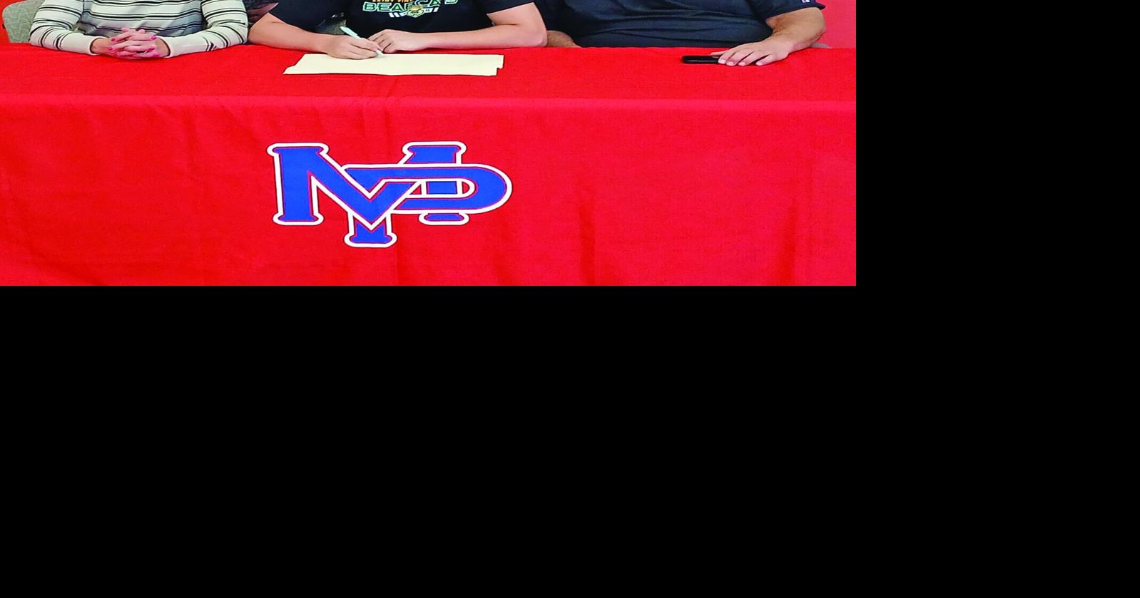 Suchar to play football at SVC