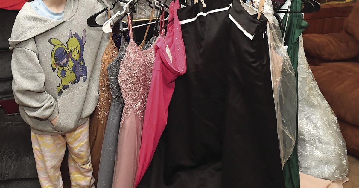 A scout is giving a prom.  dresses |  News