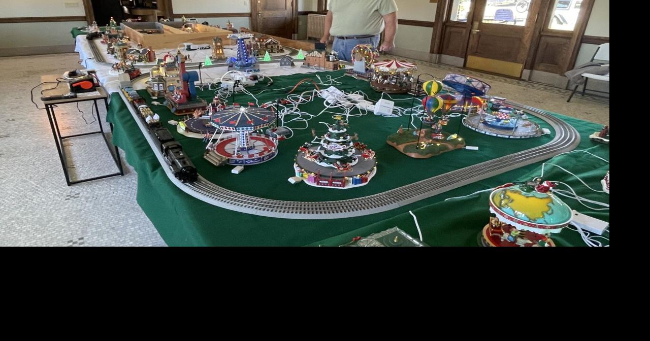 Holiday trains set up at historic train station | Multimedia ...