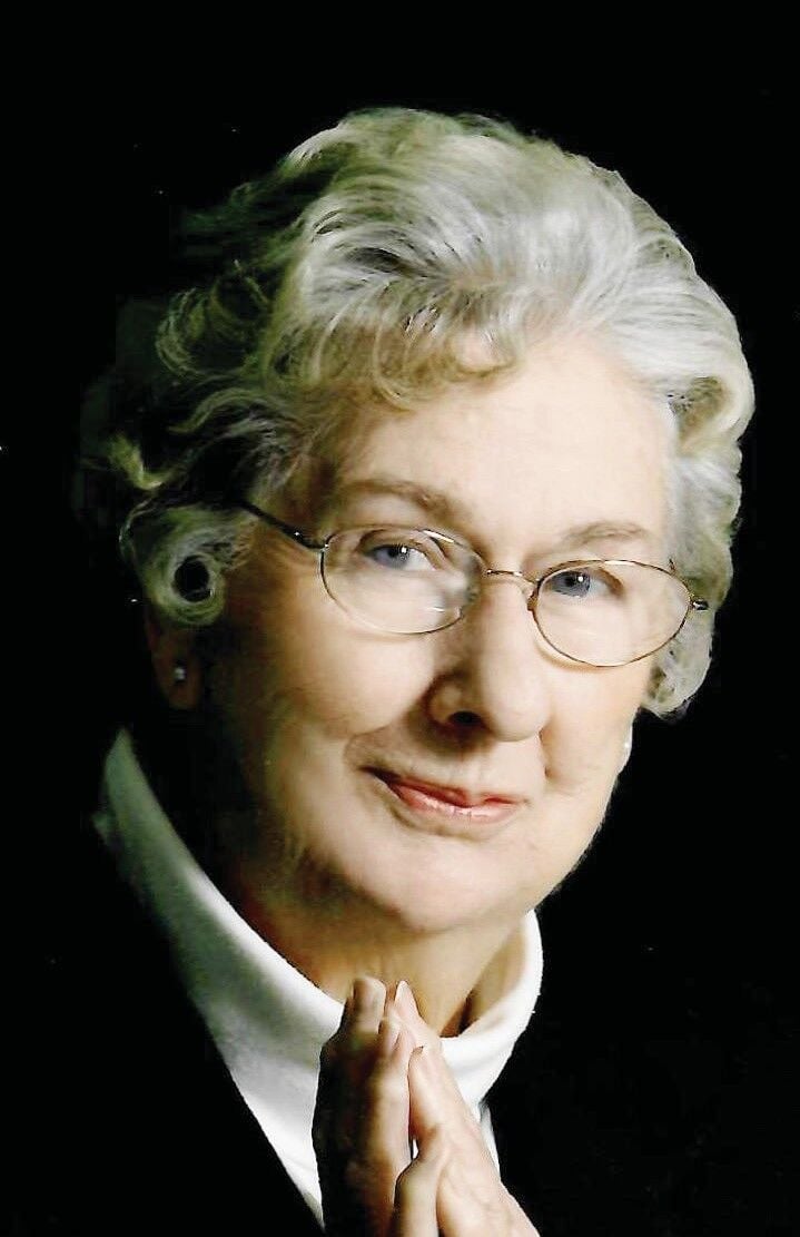 Wilma B. Wadsworth | Obituaries | Dailycourier.com