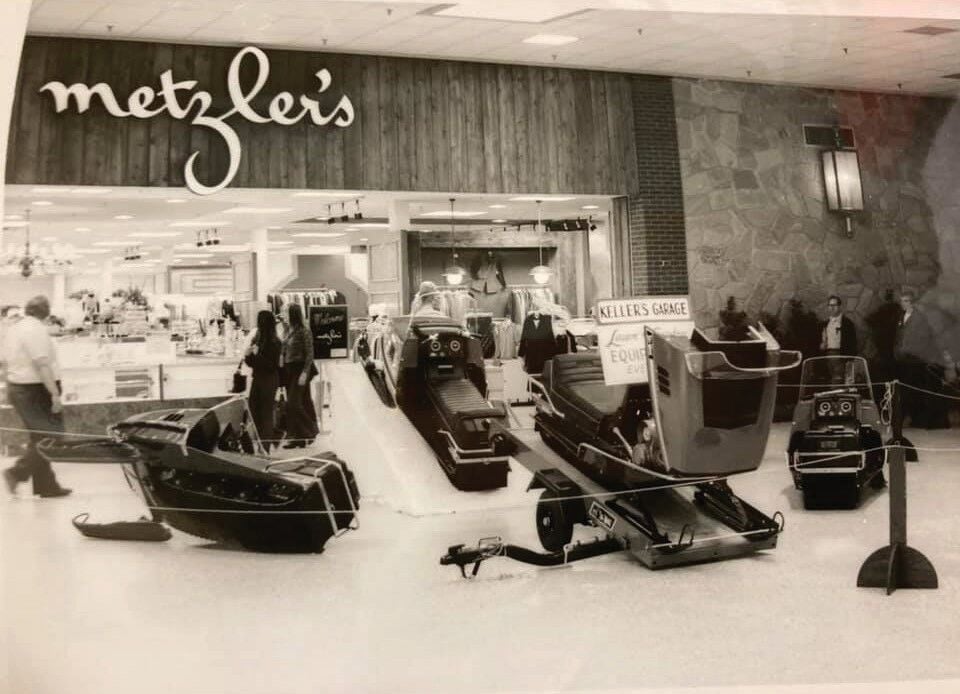 Laurel Centre Mall: 1986