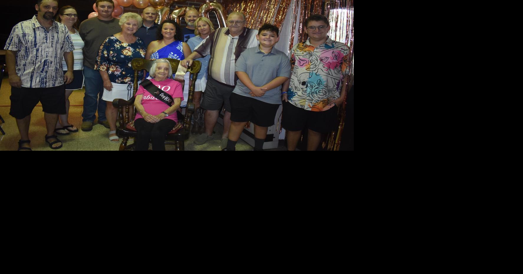 Dawson residents celebrates 100 years | News | dailycourier.com