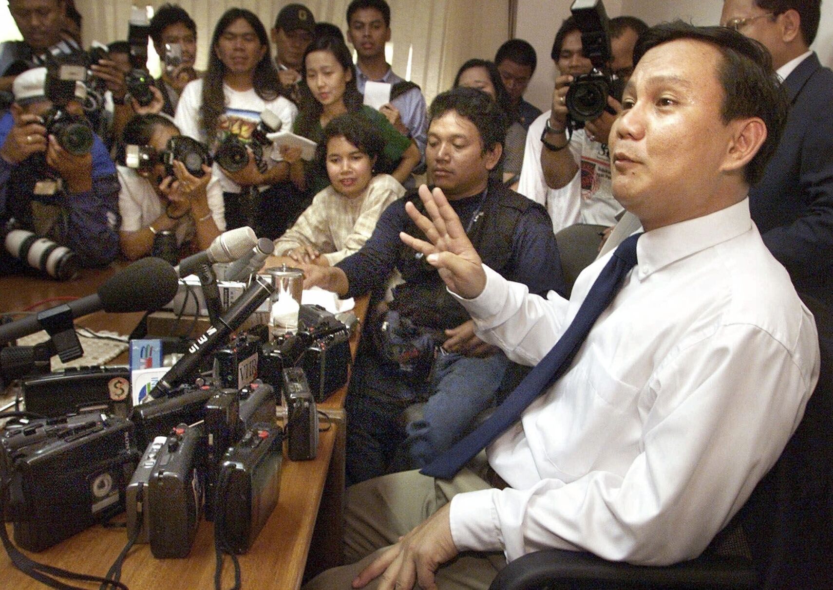 Indonesia Swears In Prabowo Subianto As The Country's Eighth President ...