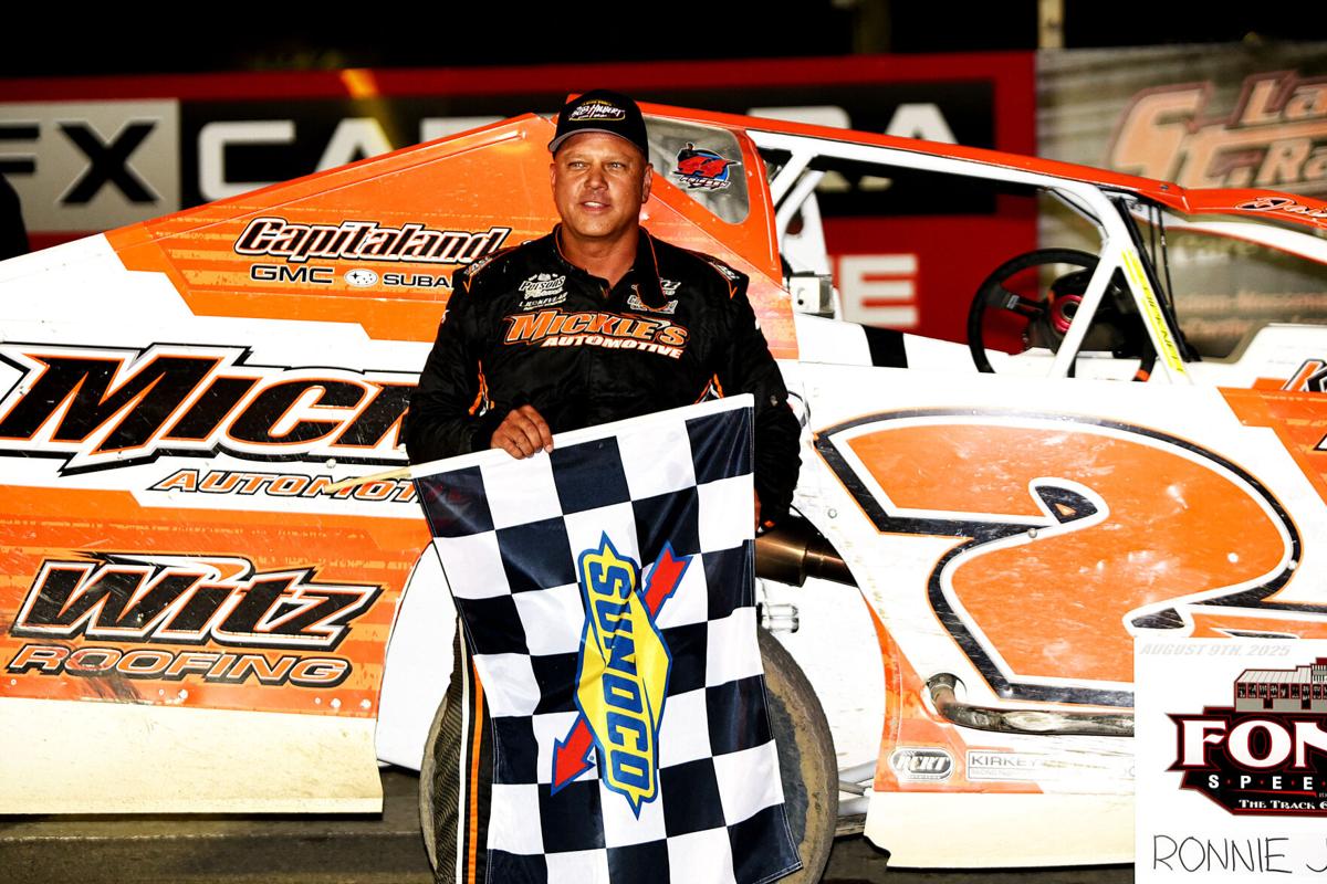 Johnson relies on experience to win Fonda feature | Sports |  dailygazette.com, image size:1200x800