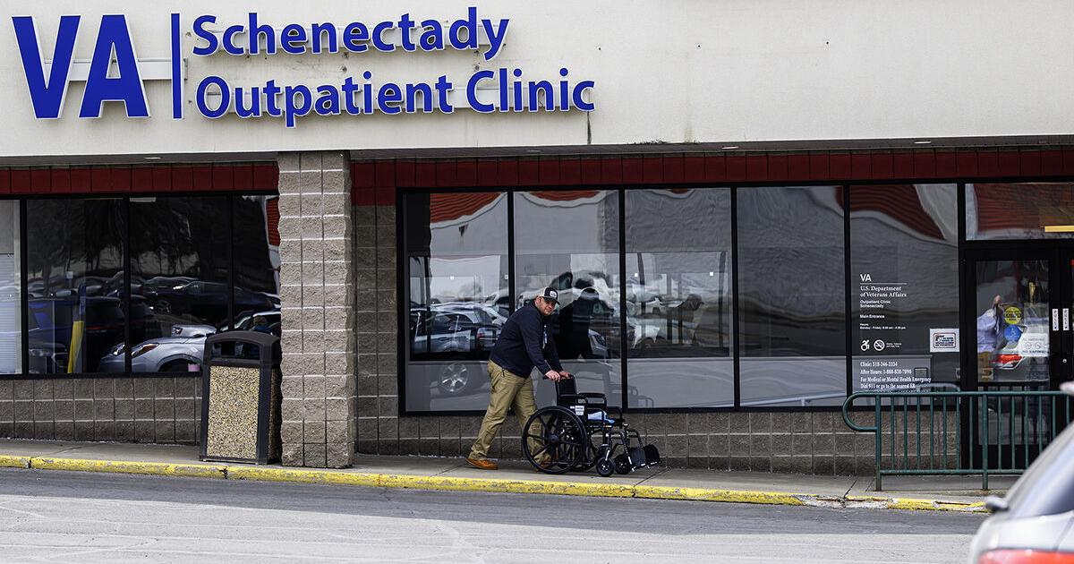 Schumer, Gillibrand call for VA to stop Friday closure of Rotterdam clinic