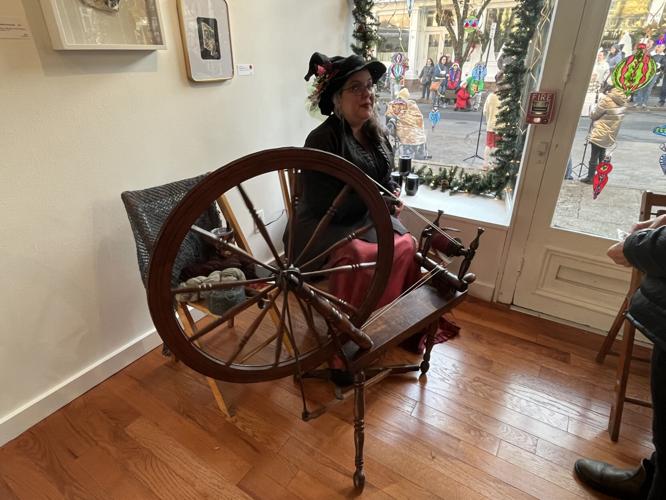 Athens goes back in time for annual Victorian Stroll Greene County