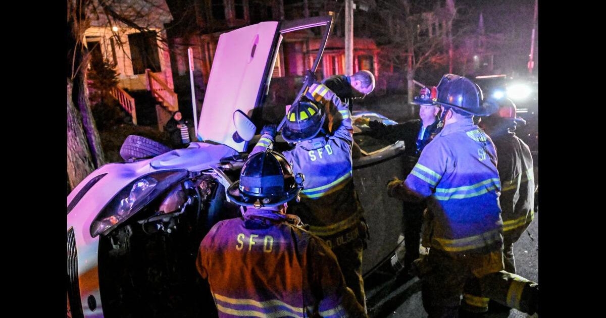 Schenectady driver charged after Sunday evening crash | Police, Fire ...