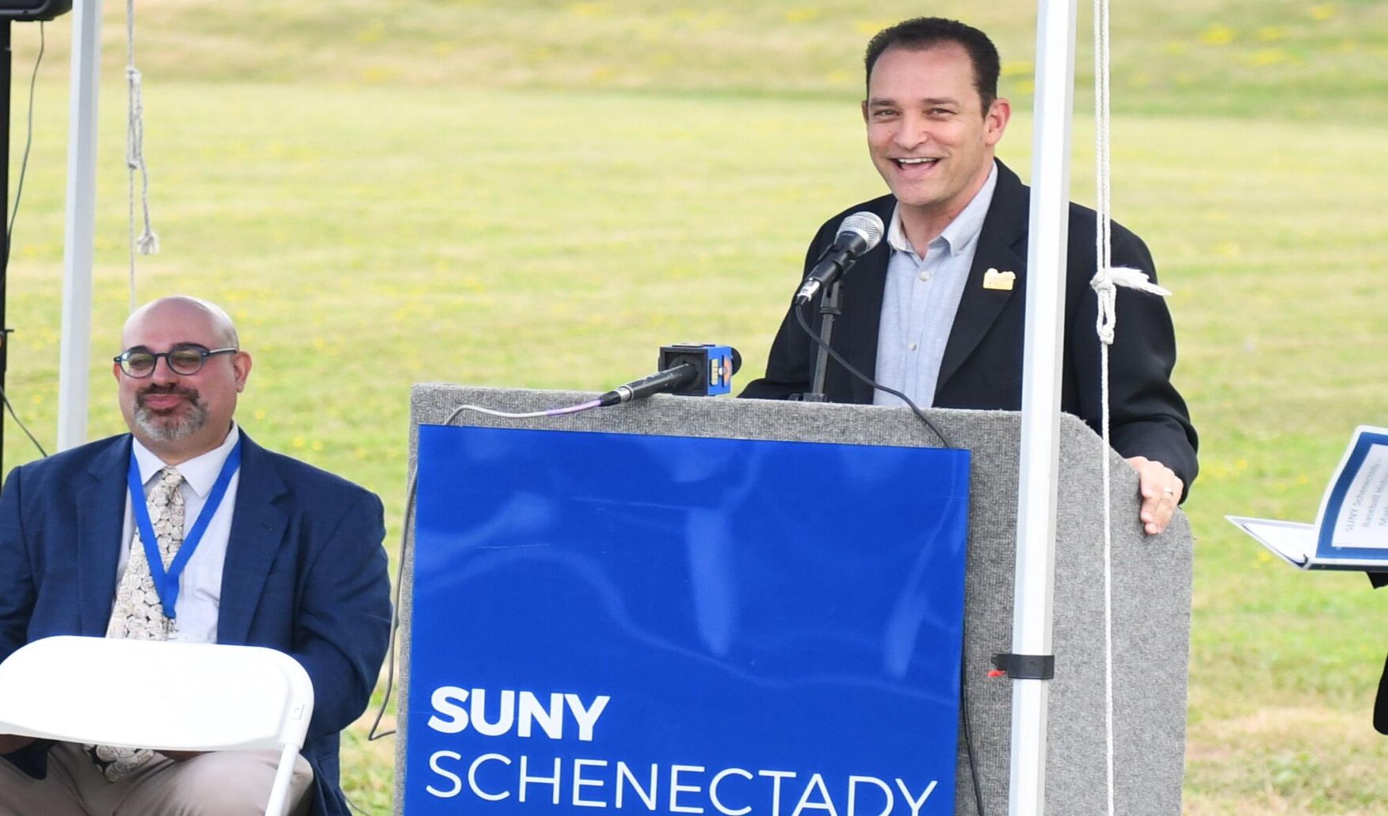 1e8c14e0-4a9d-11ef-8c9e-3f070e0ae31a