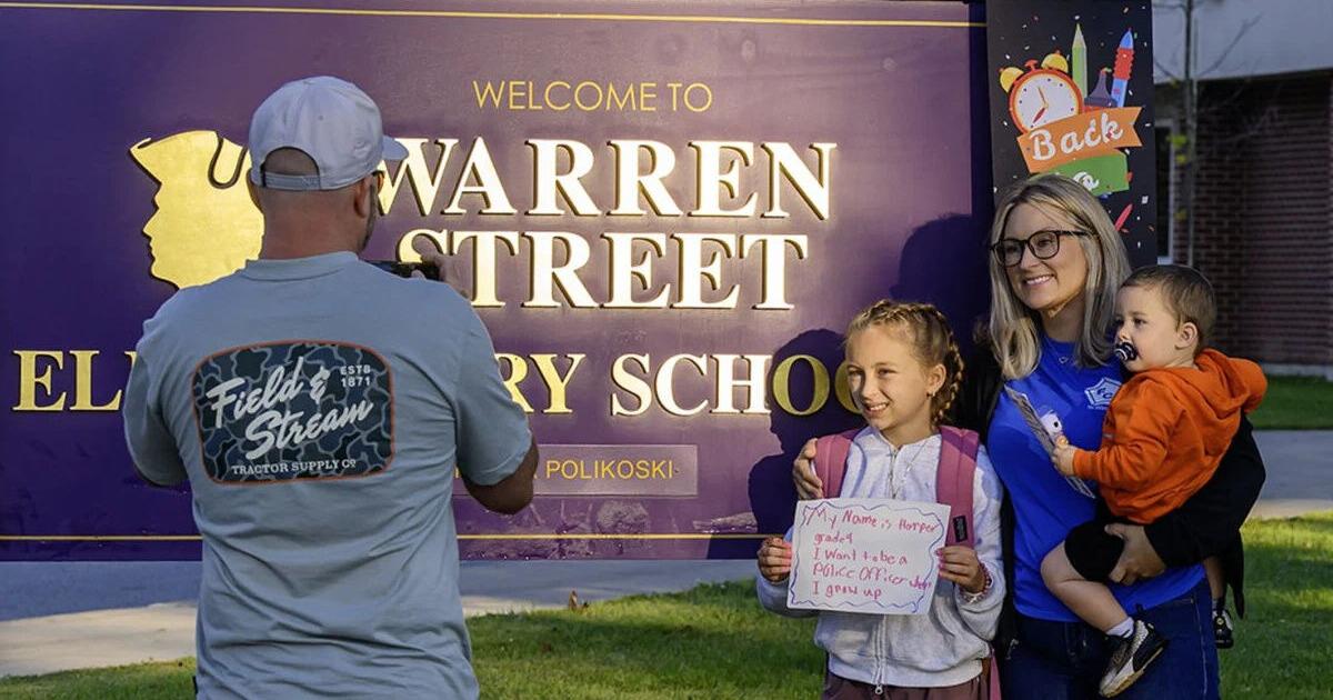 Photos: Johnstown 's Warren Street Elementary welcomes kids back Sep 8, 2026 7 mins ago